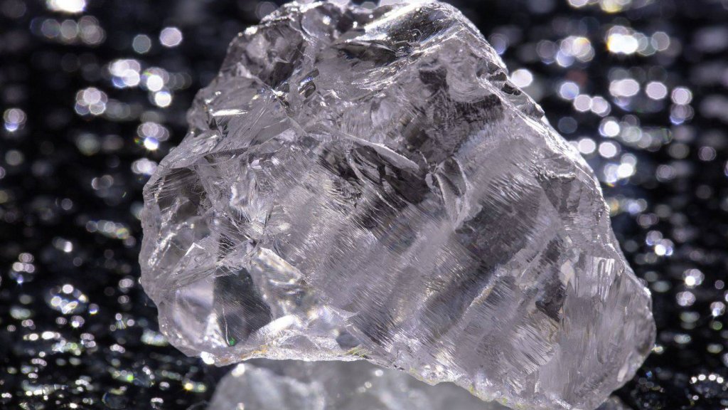 В Архангельской области нашли уникальной красоты алмаз (ФОТО)