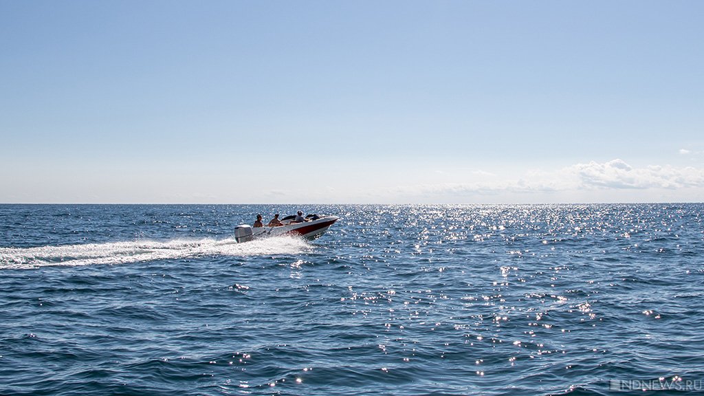 В Крыму собираются конфисковать все катера и «бананы», нелегально катающие туристов