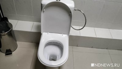 Один туалет на всю команду: российский тренер раскритиковал олимпийскую деревню