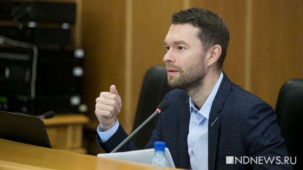 Депутат Алексей Вихарев получил предупреждение за отсутствие нескольких банковских счетов в декларации