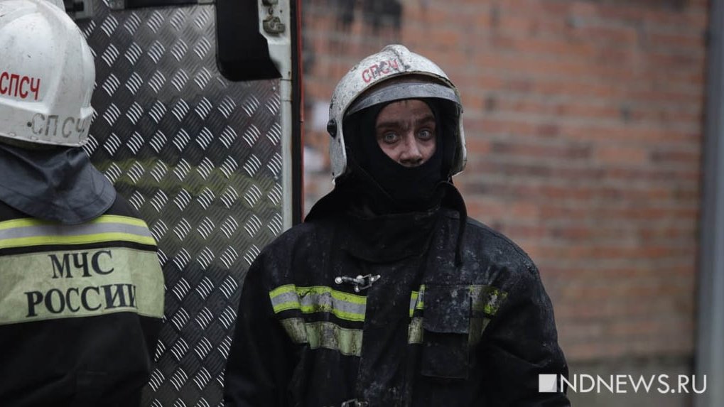 В Нижневартовске из-за пожара эвакуировали окружную больницу