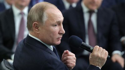 «Разгильдяйство и хамство»: Путин устроит «разбор полетов» по саботажу с ФАПами