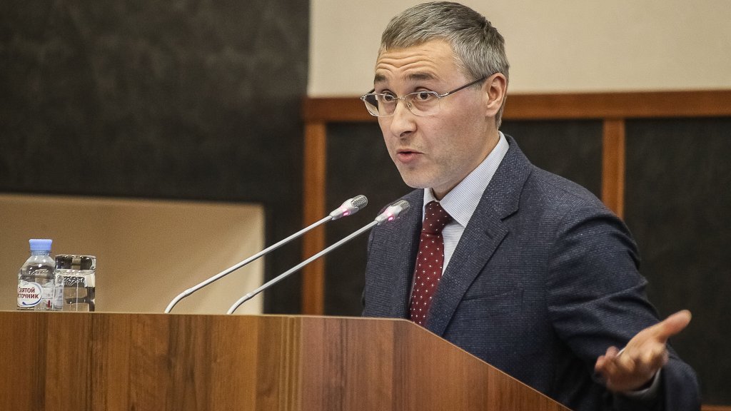 Тюменские депутаты нашли замену коллеге, ставшему министром в новом правительстве РФ