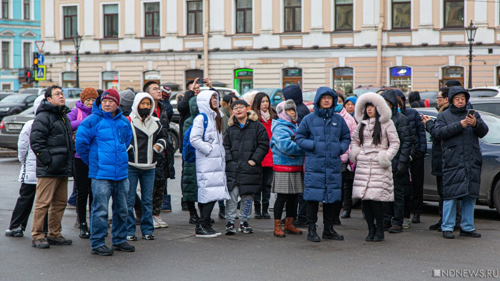 Въездной турпоток в Россию снизился в 25 раз