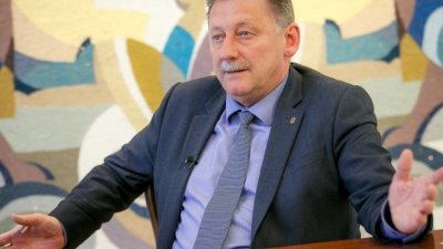 Украина заявила о готовности залить Белоруссию нефтью, если Лукашенко её где-нибудь найдёт