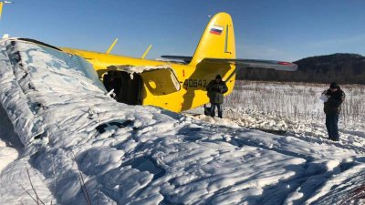 В Магадане самолет с вахтовиками совершил жесткую посадку