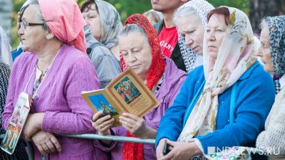 Крестный ход против коронавируса отменили из-за коронавируса