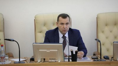 «Тусовки сейчас не к месту»: губернатор Шумков попросил курганцев провести выходные дома