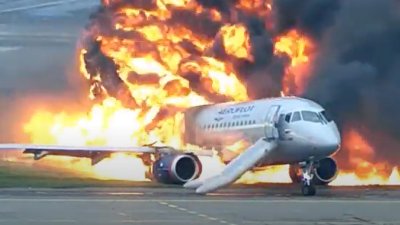 Судить за крушение Superjet в Шереметьево будут только пилота. СКР опубликовал видео катастрофы