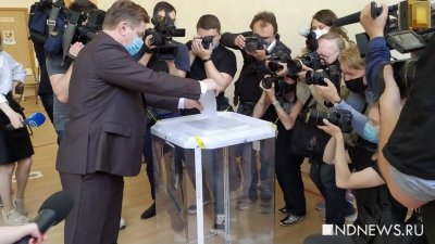 Екатеринбургским СМИ показали «противоковидный» избирательный участок (ФОТО)