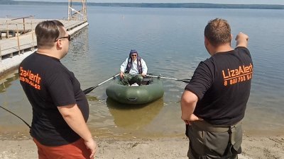 На озере Балтым волонтеры, полиция и водолазы ищут пропавшего 9-летнего мальчика