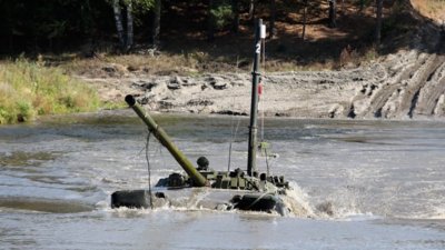 Иностранные журналисты были шокированы подводным вождением российских танкистов