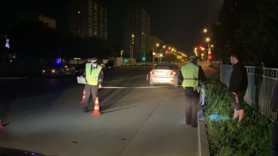 В Екатеринбурге погибла пенсионерка, неожиданно выбежавшая на дорогу (ФОТО)