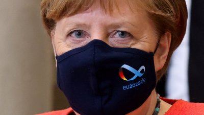 Однопартийцы Меркель подыскали ей замену на посту канцлера