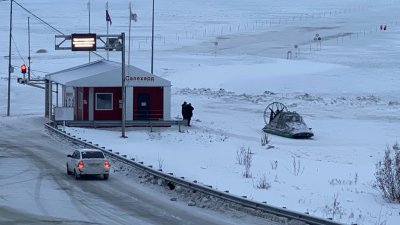 На переправе Салехард – Лабытнанги открыли дополнительную полосу для движения