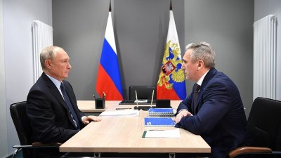 Президент Путин не поверил в слова губернатора Моора о росте доходов тюменцев