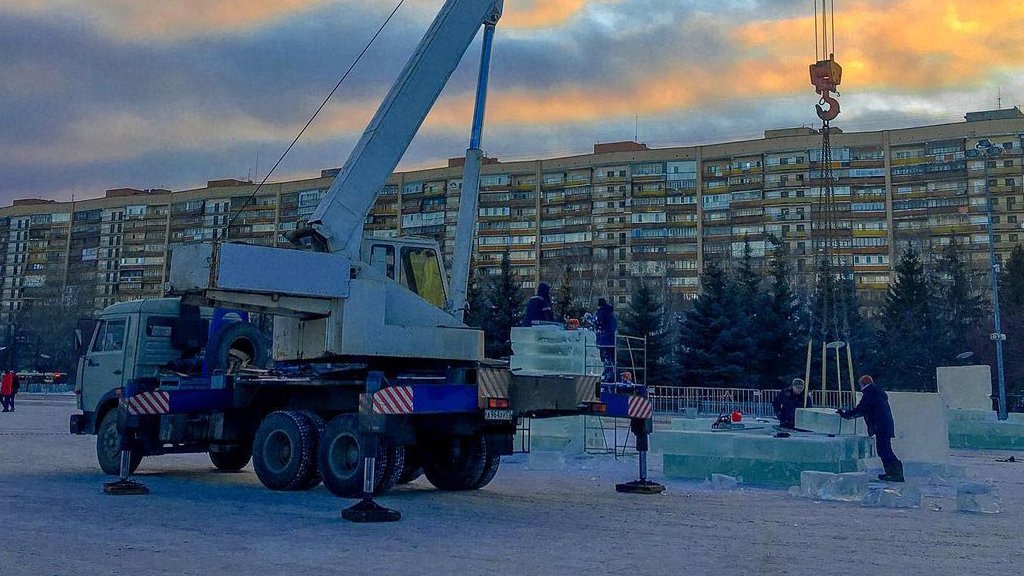 Мэрия Тюмени может перенести часть ледового городка с площади 400-летия города