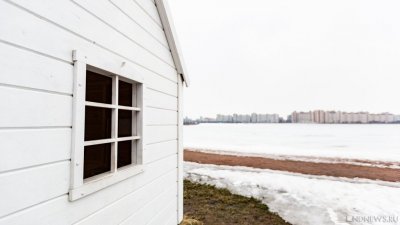 Жители южноуральского поселка, отрезанного от мира, заявили, что их обманули единороссы (ВИДЕО)