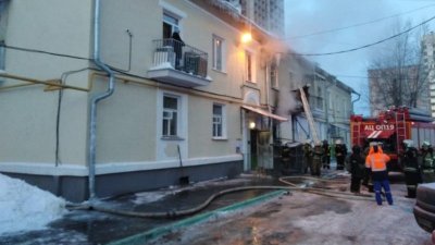 На Уралмаше четверо детей пострадали на пожаре (ФОТО)