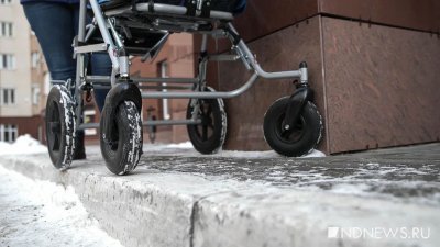 В Воронеже мужчина выпал с 17 этажа и убил младенца в коляске
