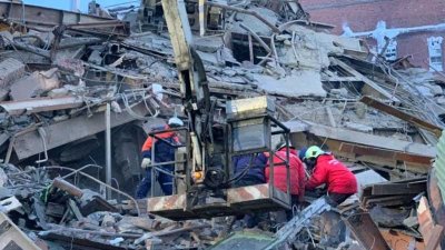 МЧС: под завалами на фабрике «Норникеля» найдены тела еще двух рабочих