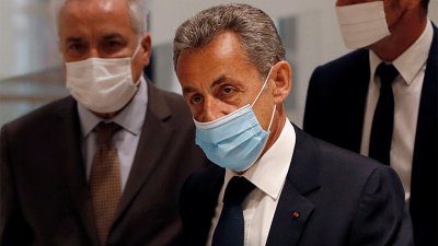Впервые в истории: экс-президент Франции приговорен к реальному сроку заключения