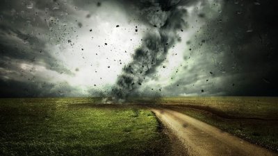 Жителей Поволжья предупредили об ударе торнадо