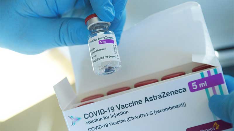 В Европе подтвердили связь между вакциной AstraZeneca и образованием тромбов