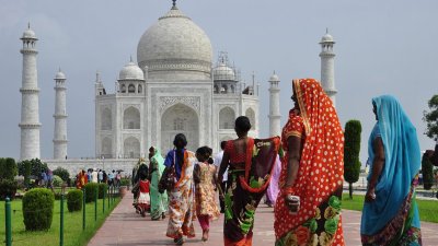 В столице Индии ввели комендантский час из-за коронавируса