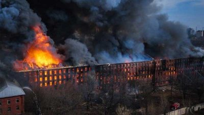Произведены первые задержания по делу о гибели пожарного в «Невской мануфактуре»