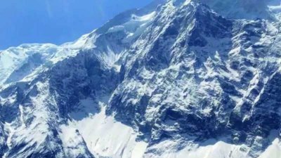 В Гималаях потерялись трое российских альпинистов