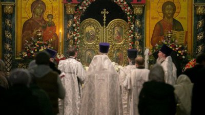 Благодатный огонь в Екатеринбург доставит Фонд святой Екатерины