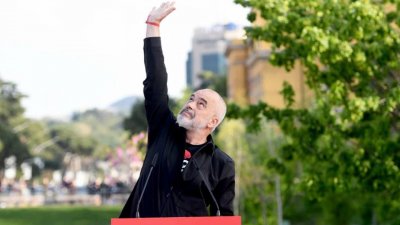 На парламентских выборах в Албании победила партия премьер-министра страны