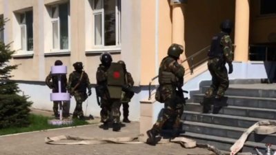 «Потеряли семь детей»: власти уточнили число погибших при стрельбе в Казани