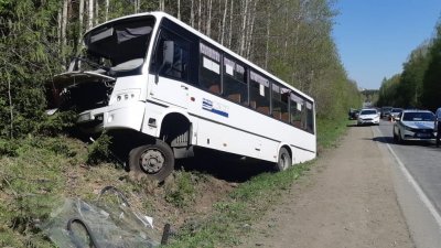 Автобус маршрута №4 в Лесном месяц назад уже попадал в ДТП с пассажирами (ФОТО)
