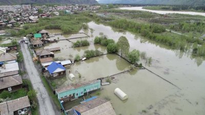 В Хакасии ввели режим ЧС из-за паводка: подтоплены более 600 домов и участков