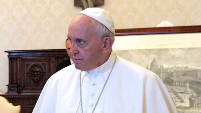 Римский папа повторно отказался ехать в Киев