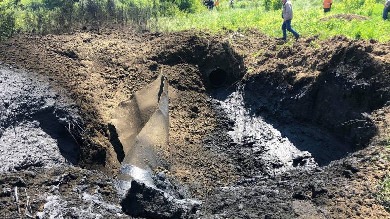 На Украине взорвалась труба высокого давления вблизи магистрального газопровода в Европу