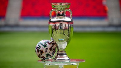 В Верховной раде призвали УЕФА отменить матчи ЧЕ в Санкт-Петербурге