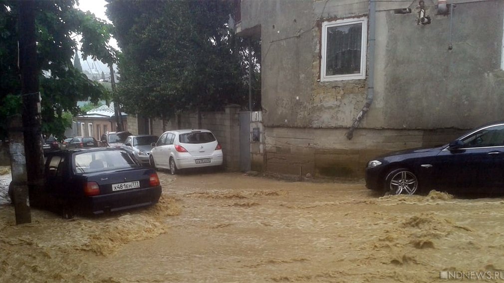 В Ялте сообщили о жертвах наводнения