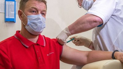 Медицинская фракция ЕГД помогла с вакцинацией жителям отдаленного района (ФОТО)