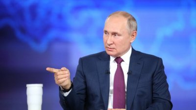 Путин: Зачем встречаться с Зеленским, если он отдал страну под управление США?