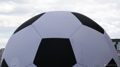 В Магнитогорске стартовал турнир по зимнему мини-футболу