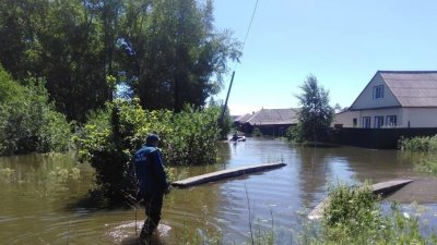 «Это издевательство»: пострадавшим от потопа нижнесалдинцам выплатили по 10 тысяч за погибшие огороды