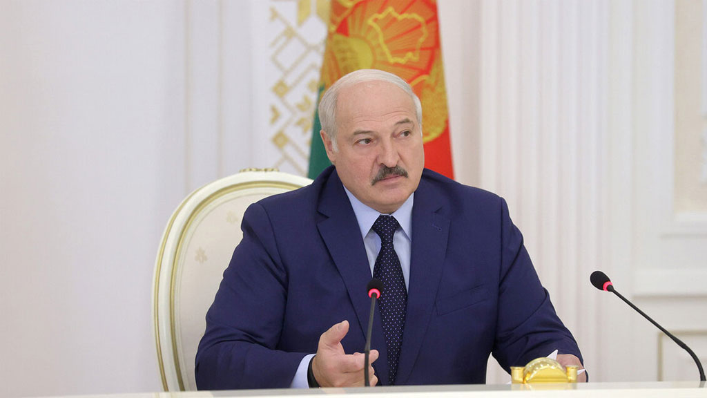 Лукашенко грозит закрыть транзит товаров из Европы в Россию и Китай