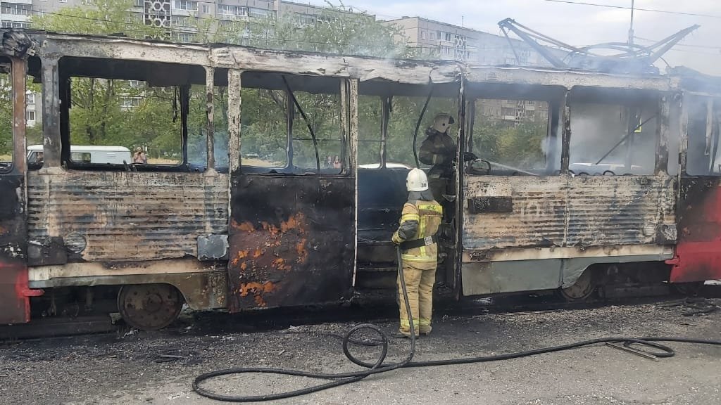 В Нижнем Тагиле в час пик загорелся трамвай (ФОТО)