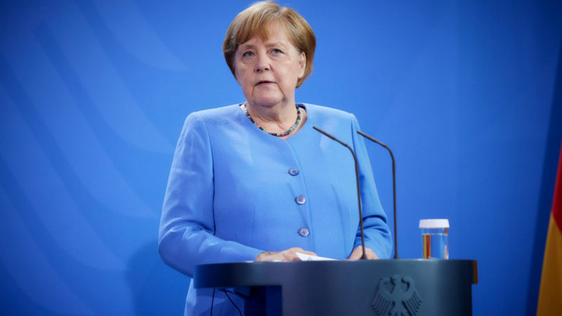 Меркель получила уведомление об окончании полномочий