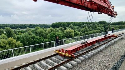 Как в Швейцарии: президент Сербии оценил новый участок высокоскоростной железной дороги