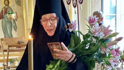 Звезда «Соломенной шляпки» Екатерина Васильева стала монахиней