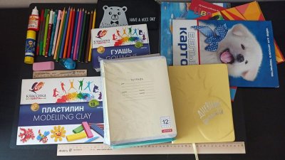 Екатеринбургские депутаты помогли тысячам детей со сборами в школу